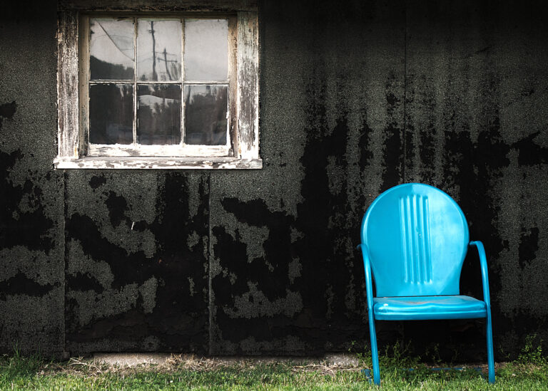 A Jungian Analysis of Toxic Modern Society: Fighting the Culture of Loneliness