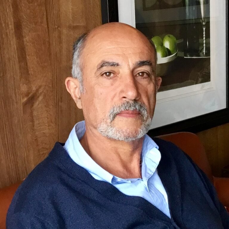 S. Robert Moradi